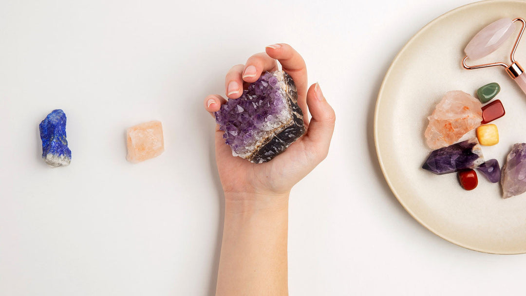 You must know what situations need to pay attention to in "Common Crystal Maintenance Issues"? Are there any taboos about wearing crystals?