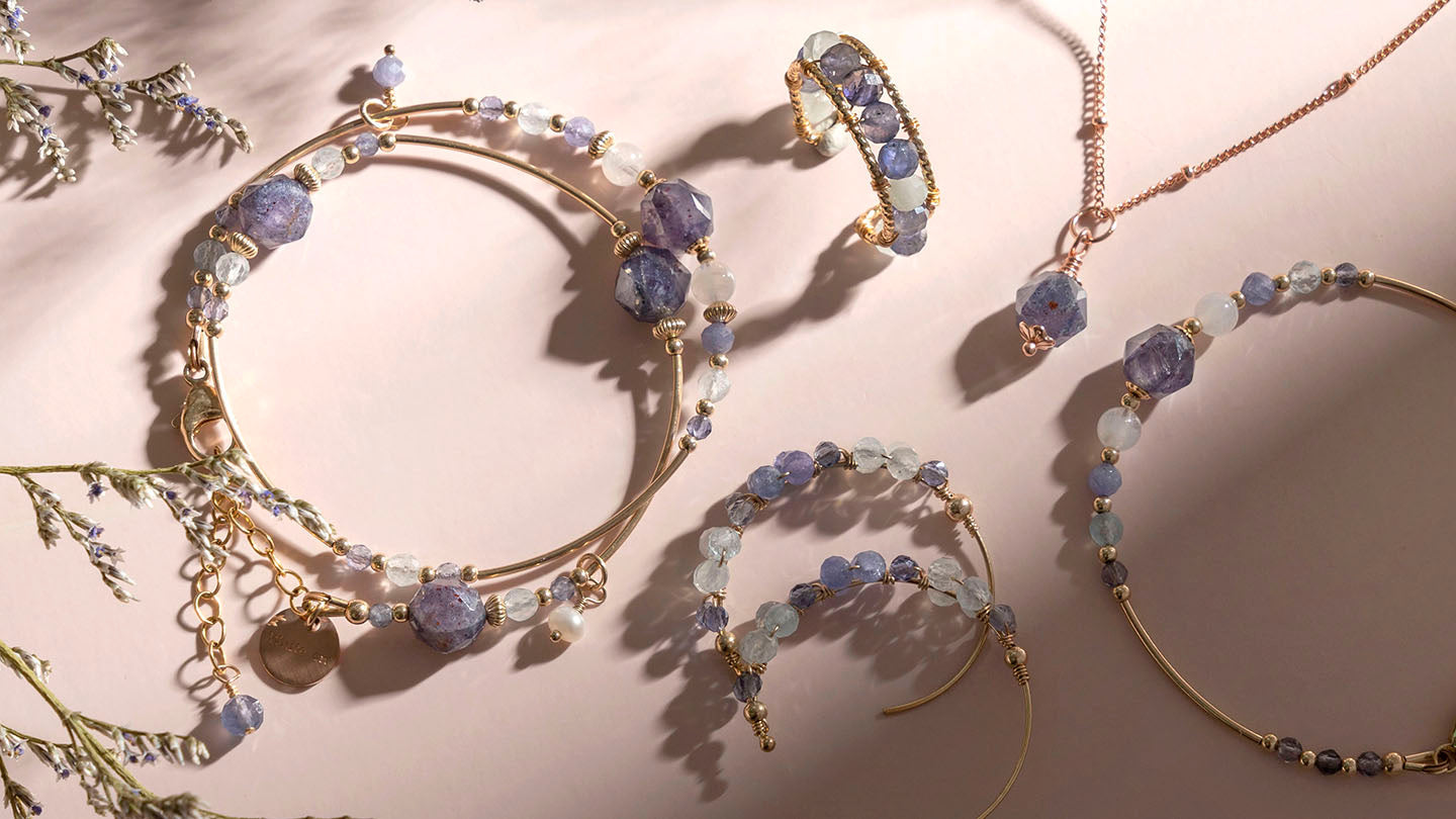 堇青石必讀指南：功效、佩戴左右手、五行屬性、淨化方法與佩戴禁忌