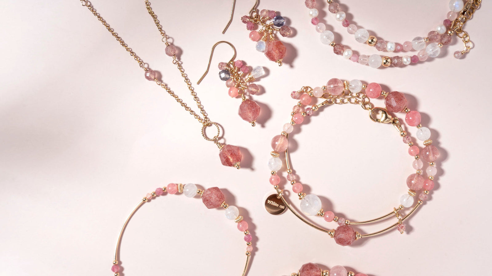 草莓晶功效與禁忌！草莓晶五行屬性、戴左手還是右手？不同的草莓晶種類有什麼分別？