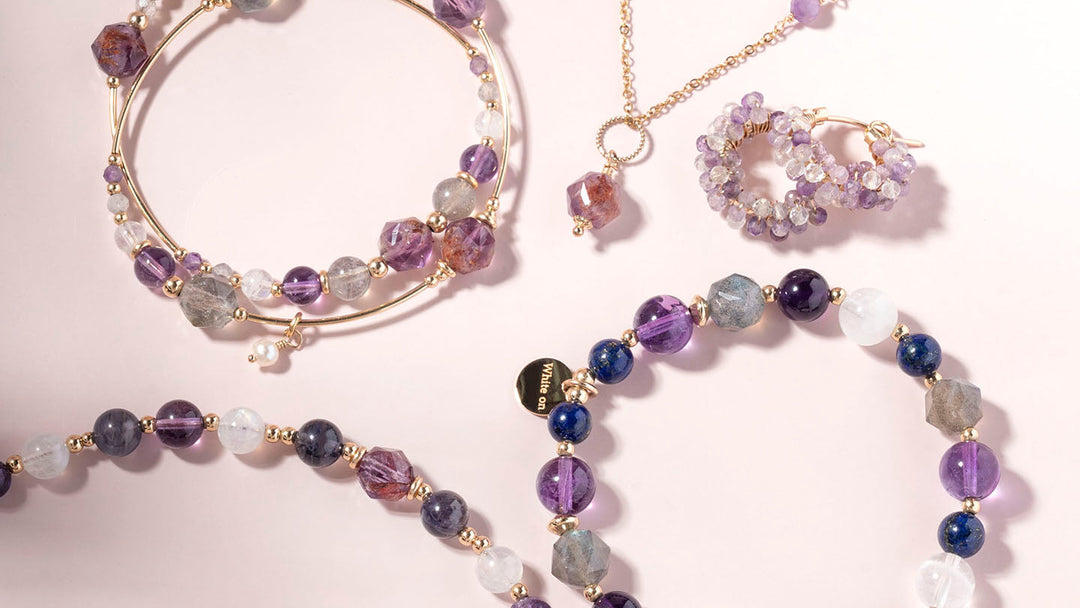 A guide to the benefits of amethyst! Should I wear it on my left hand or my right hand? How to purify amethyst and what are the contraindications? What are the attributes of the Five Elements? Can I wear it while sleeping?