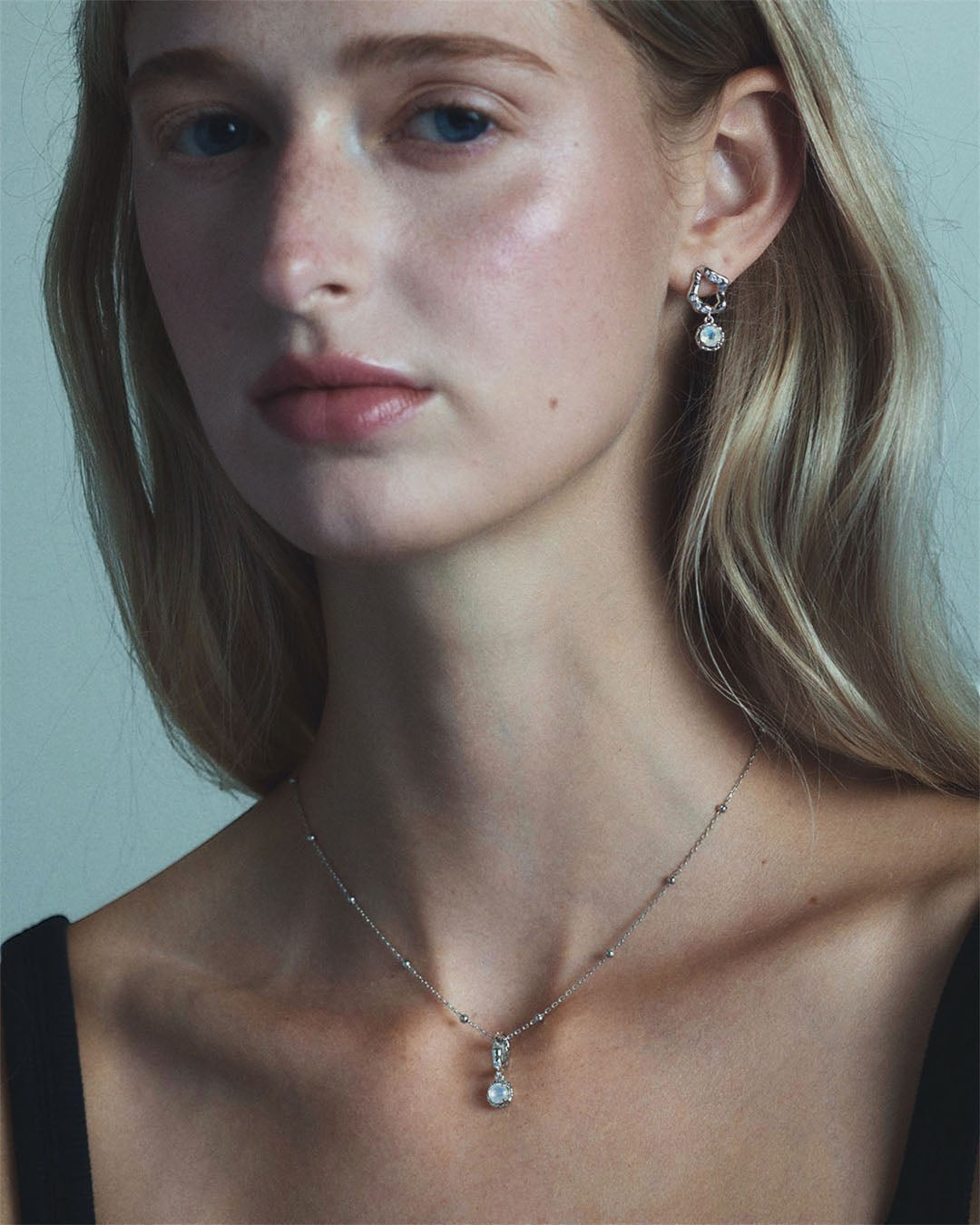 BUBBLE Moonstone Pendant
