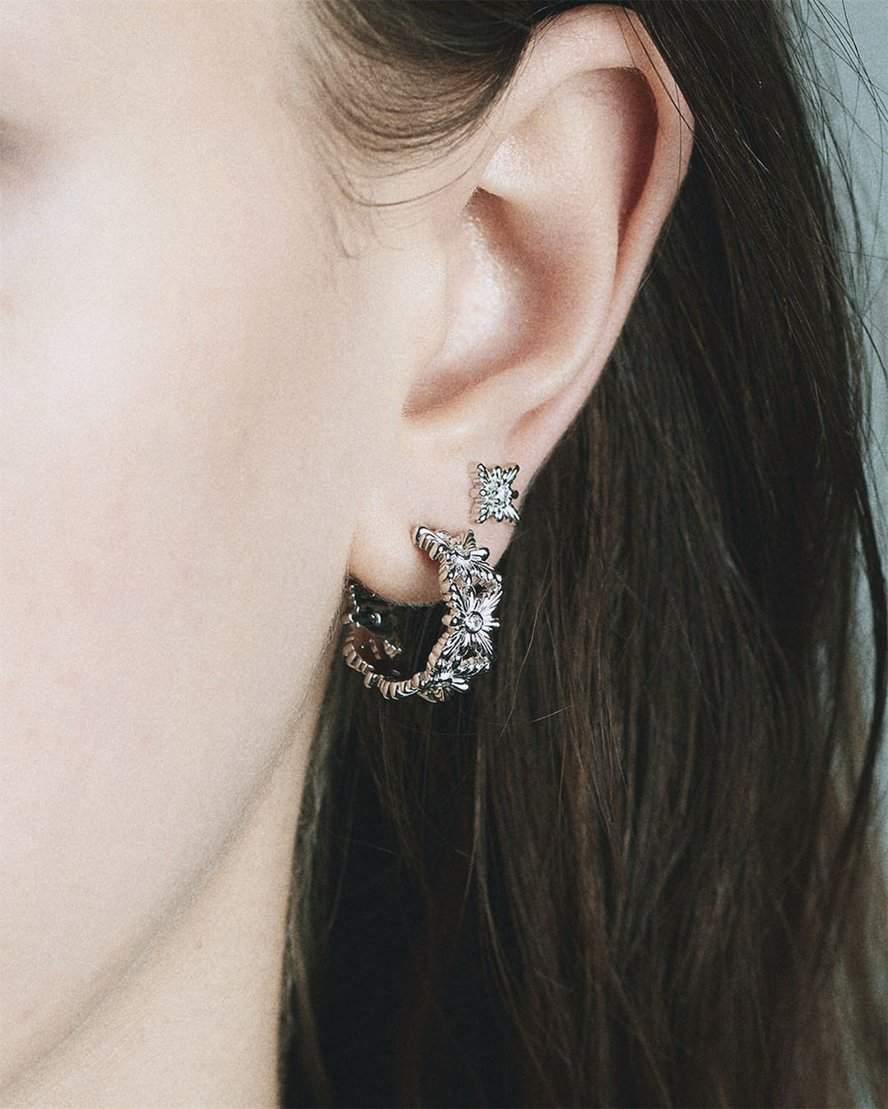 BLOOM Iris Diamond Hoop Earrings