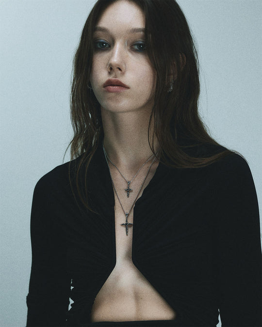 BLOOM Iris Cross Open Black Onyx Pendant