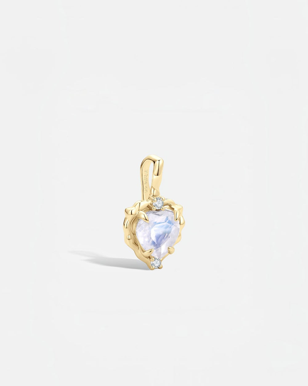 Wavy Heart 愛心月亮石吊墜