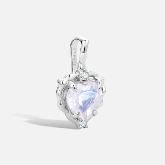 Wavy Heart 愛心月亮石14K金吊墜