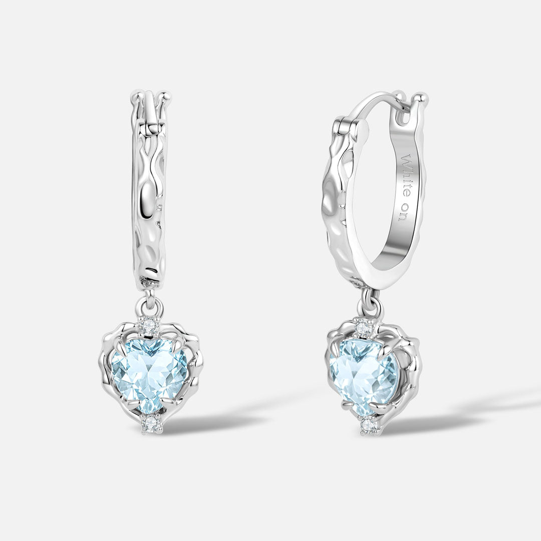 愛心藍托帕石耳環圈 | White on