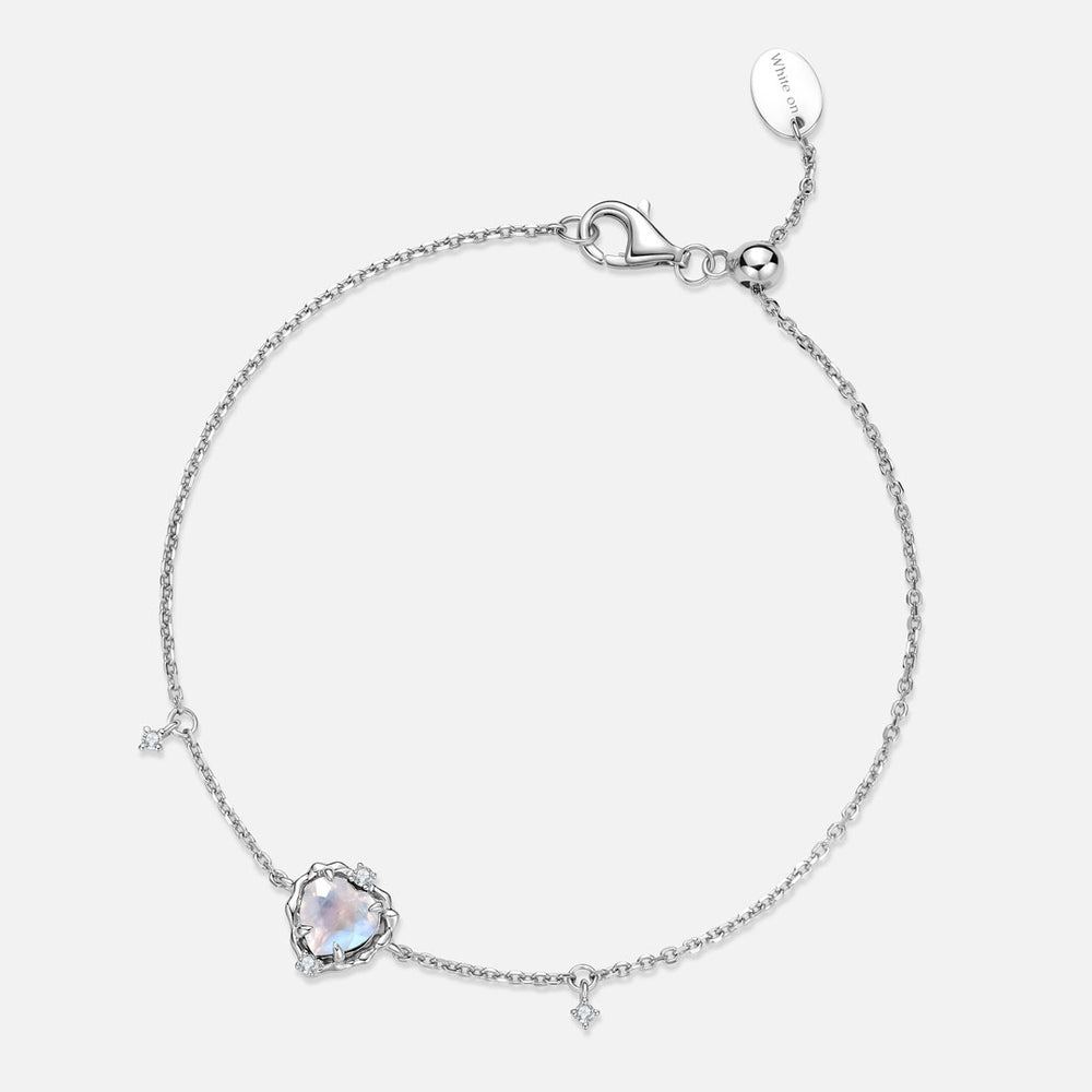 Wavy Heart Moonstone Bracelet
