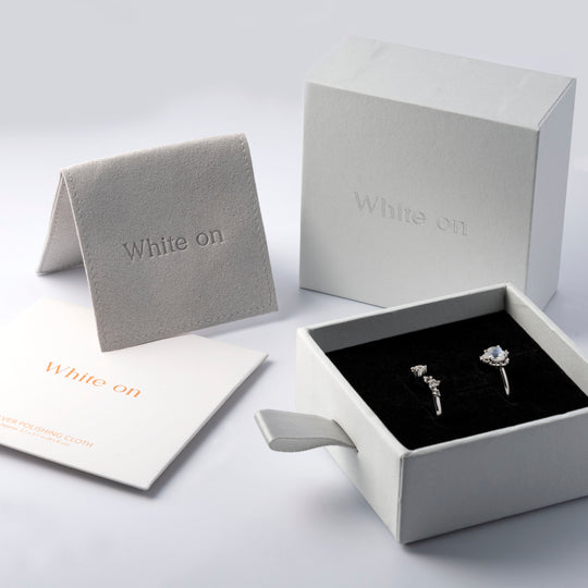 Wavy Heart 愛心藍托帕石14K金戒指