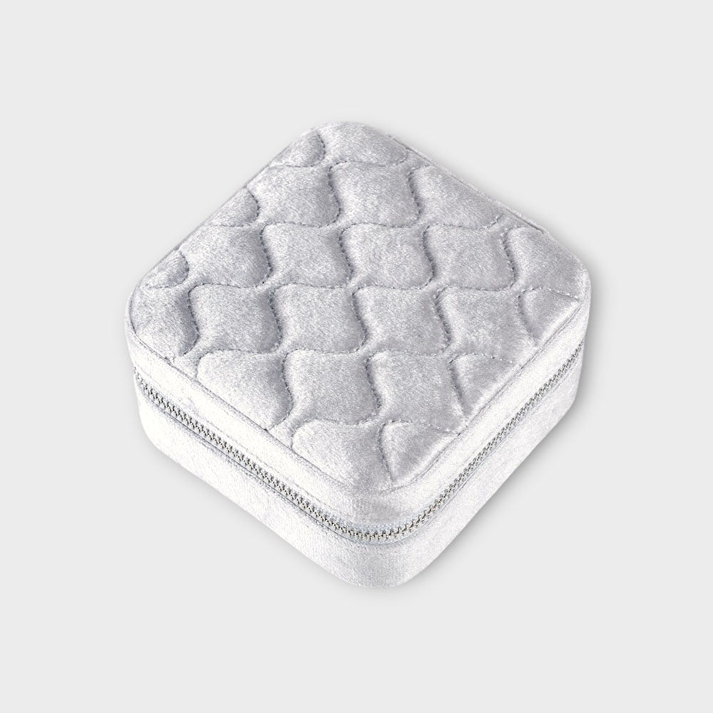 White on 霧灰絲絨首飾盒