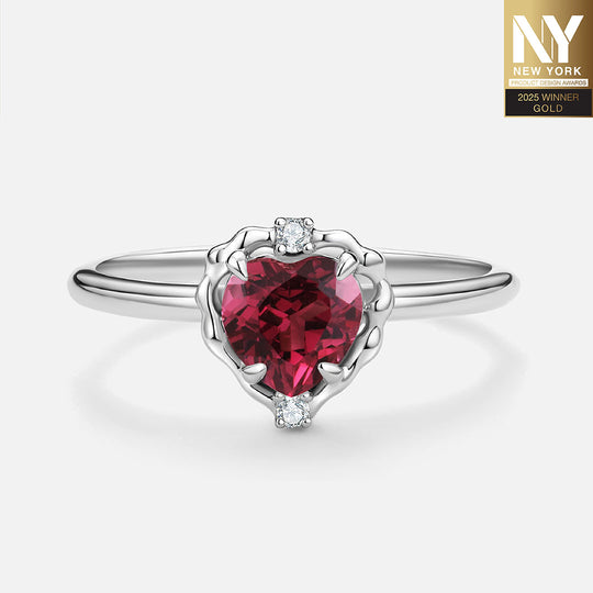 Wavy Heart 愛心鎂鋁石榴石925銀戒指