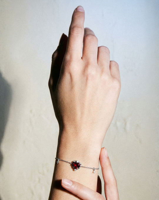 Wavy Heart Pyrope Rose Garnet S925 Bracelet